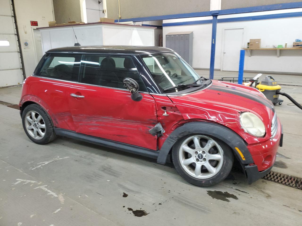 Photo 3 VIN: WMWMF3C59ATU77032 - MINI COOPER 