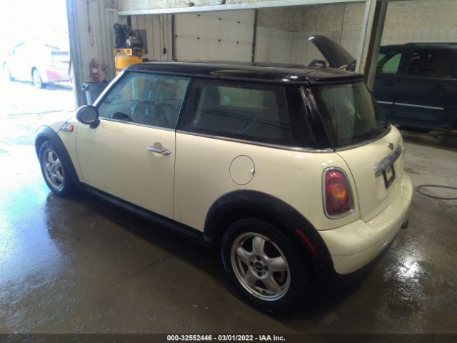 Photo 2 VIN: WMWMF3C59ATZ62061 - MINI COOPER HARDTOP 