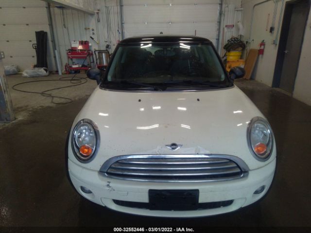 Photo 5 VIN: WMWMF3C59ATZ62061 - MINI COOPER HARDTOP 