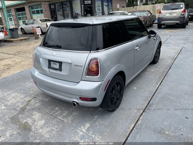 Photo 3 VIN: WMWMF3C59ATZ63260 - MINI COOPER HARDTOP 