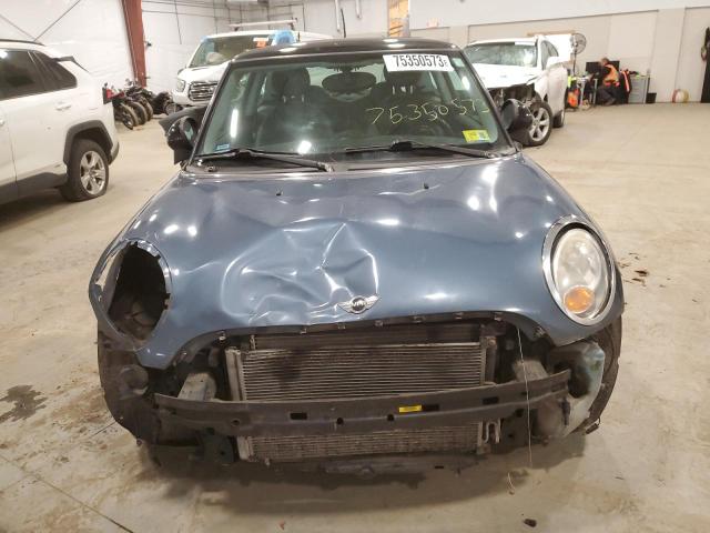 Photo 4 VIN: WMWMF3C5XATZ65423 - MINI COOPER 