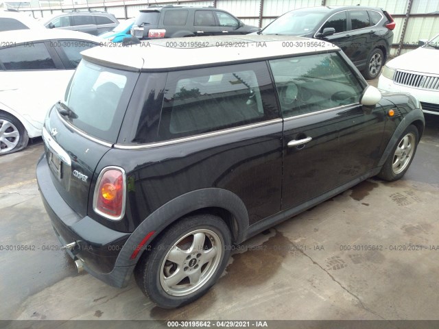 Photo 3 VIN: WMWMF3C5XATZ67611 - MINI COOPER HARDTOP 