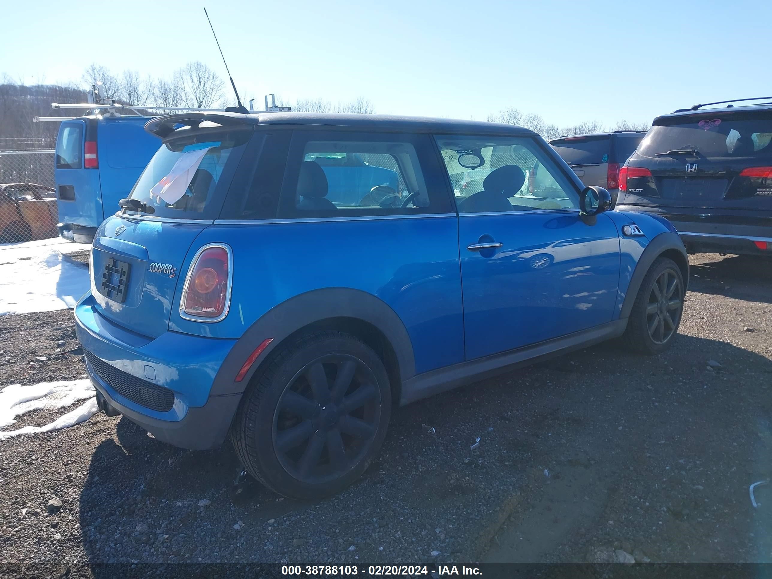 Photo 3 VIN: WMWMF73507TT83203 - MINI COOPER 