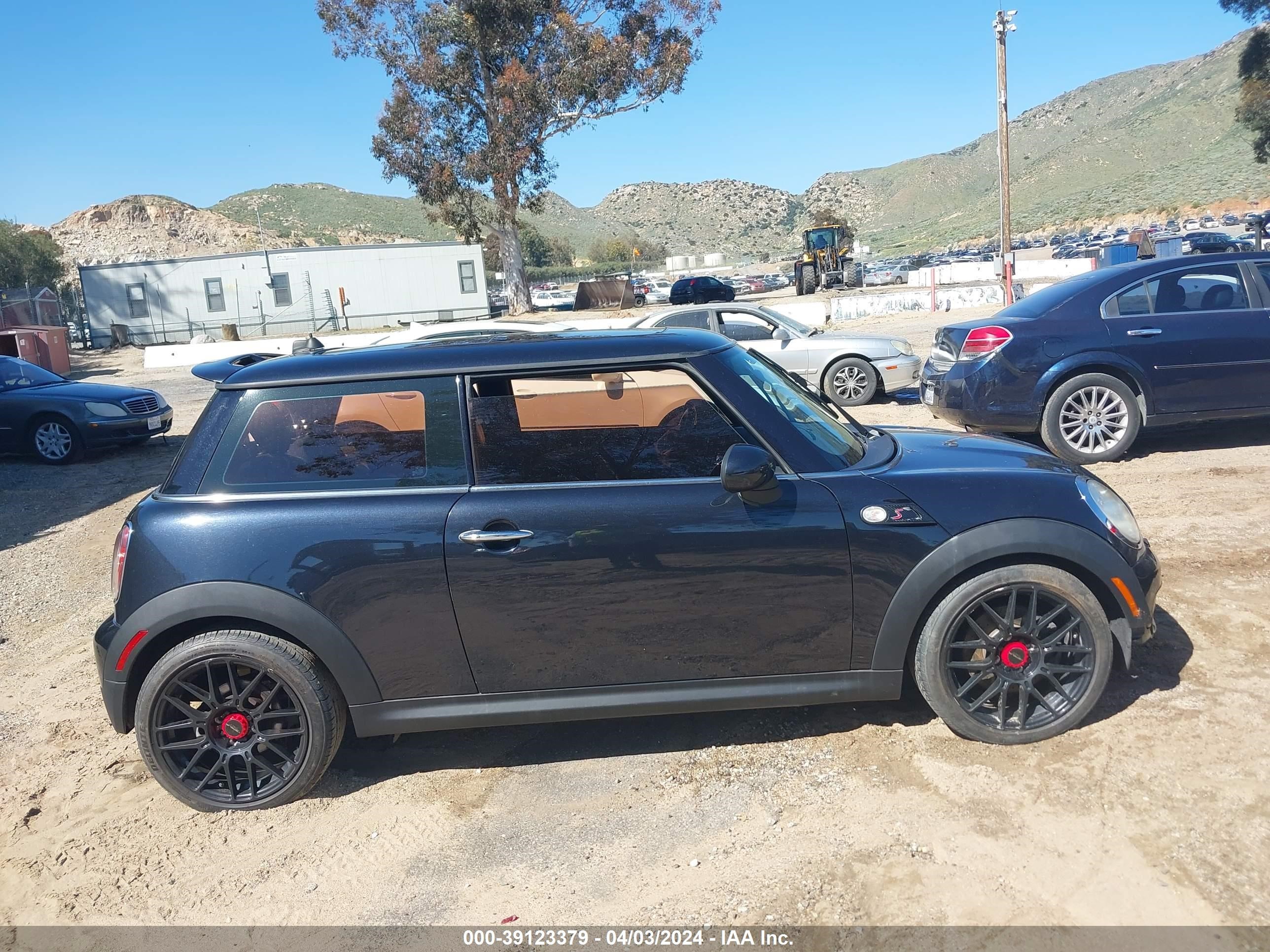 Photo 12 VIN: WMWMF73509TT96830 - MINI COOPER 