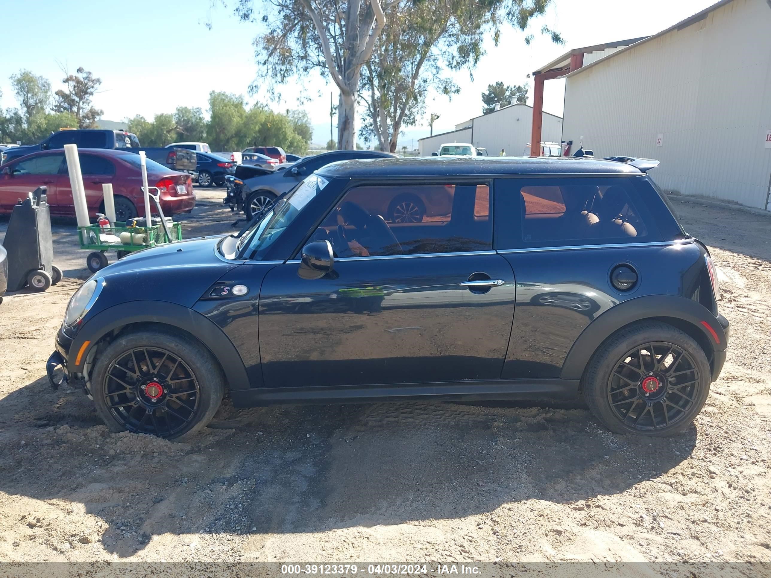 Photo 13 VIN: WMWMF73509TT96830 - MINI COOPER 