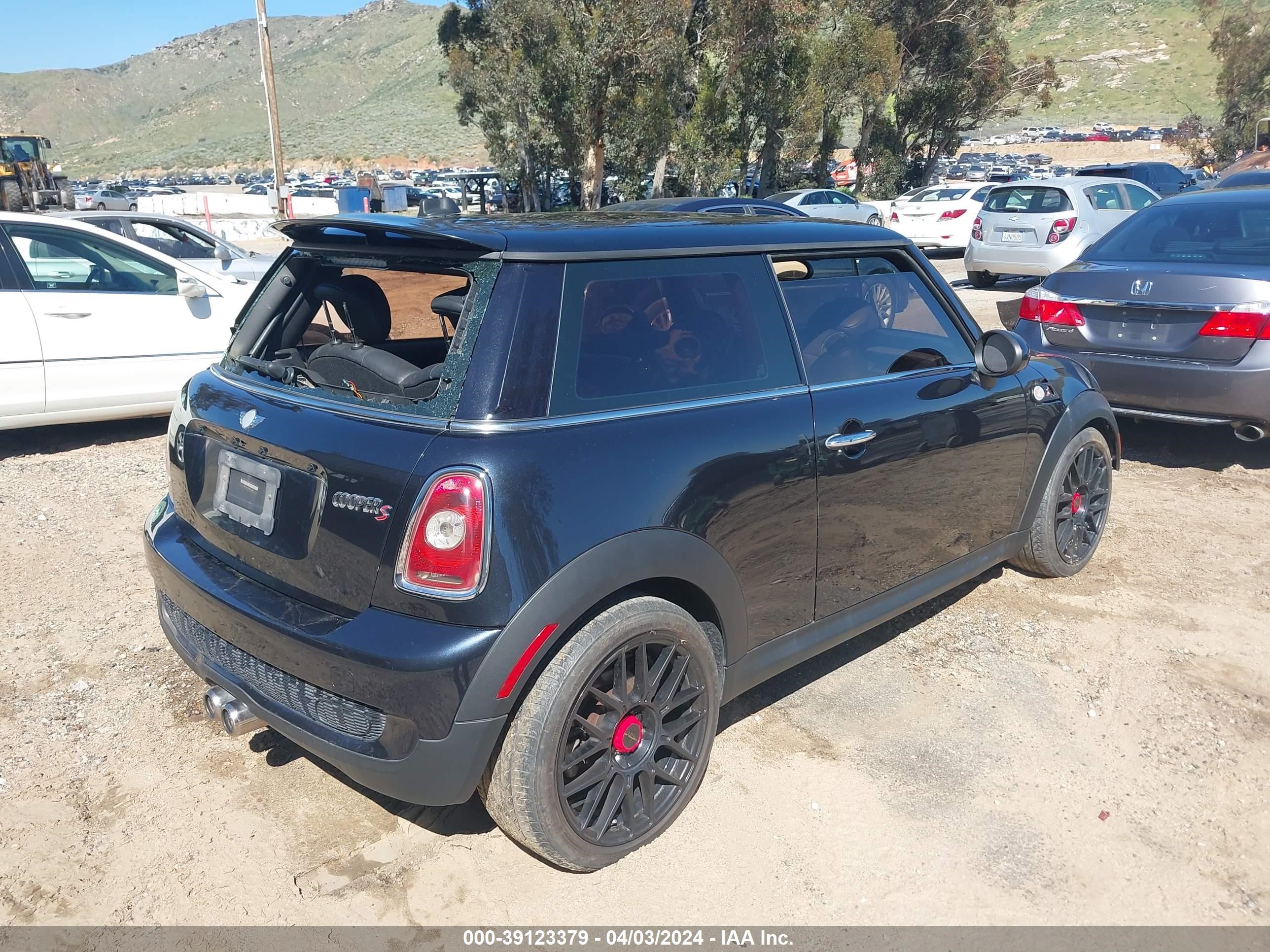 Photo 3 VIN: WMWMF73509TT96830 - MINI COOPER 