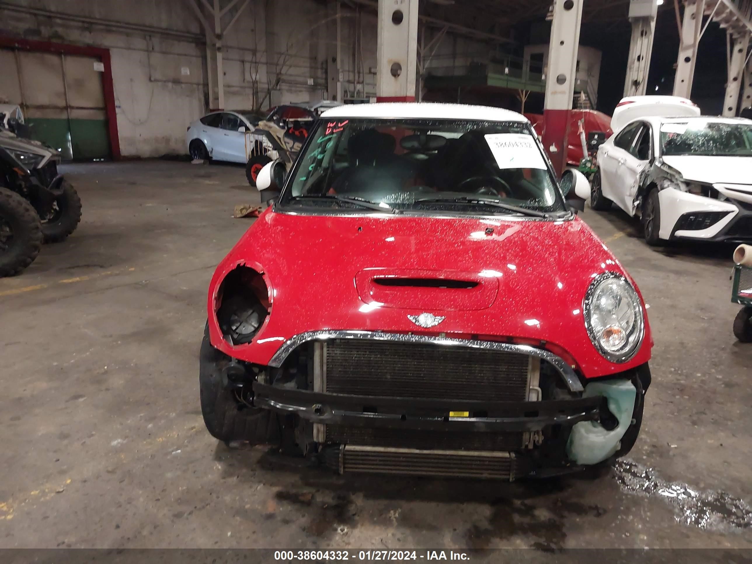 Photo 11 VIN: WMWMF73529TW86132 - MINI COOPER 