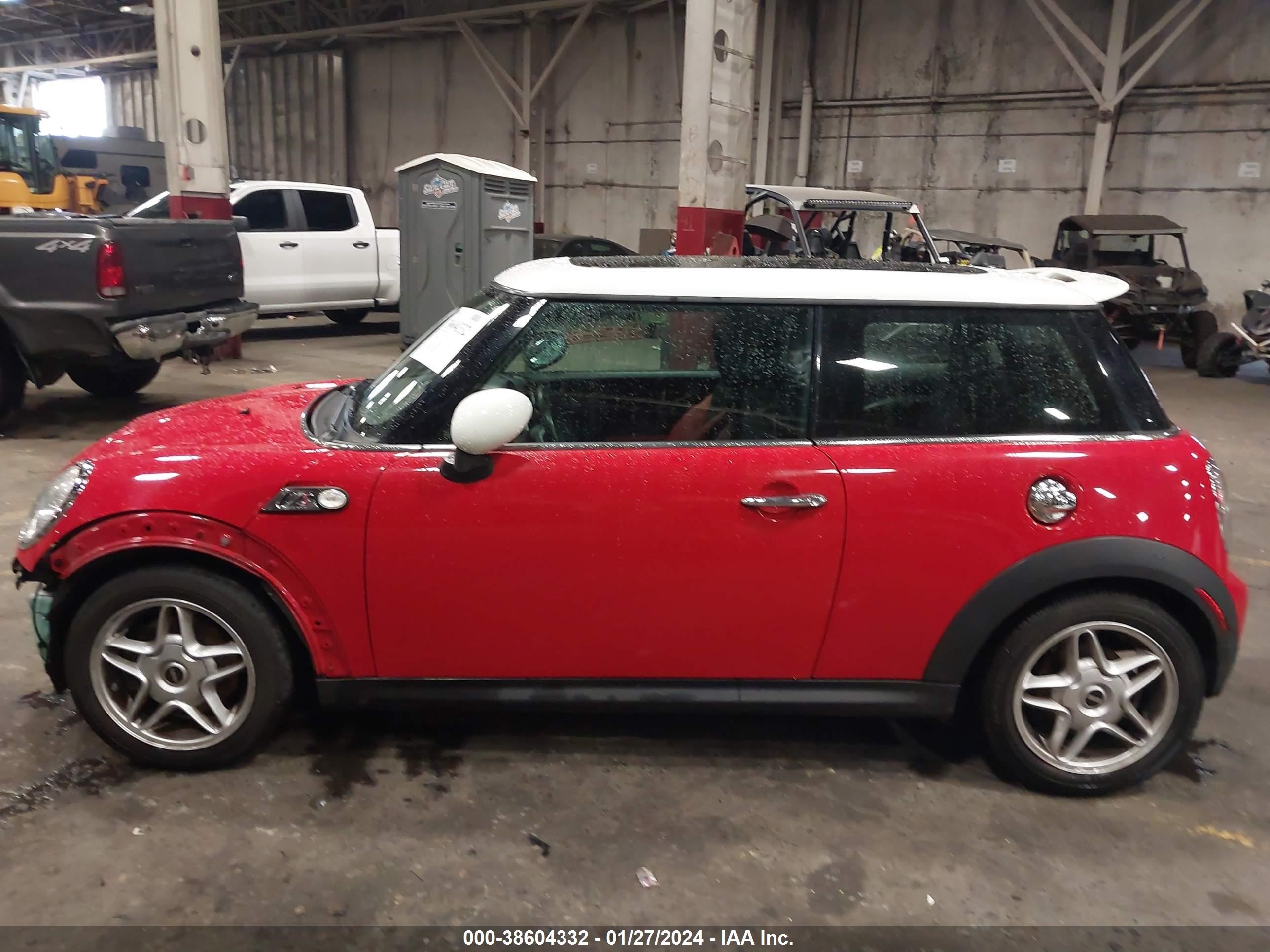 Photo 13 VIN: WMWMF73529TW86132 - MINI COOPER 