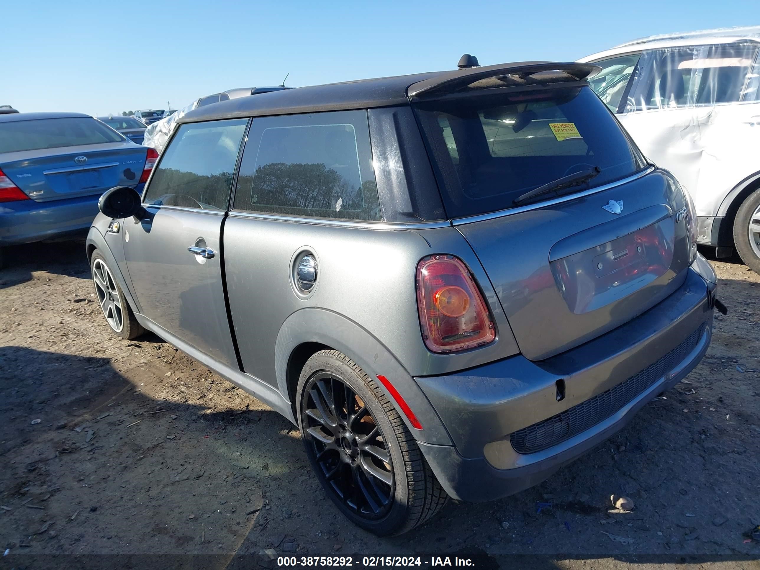 Photo 2 VIN: WMWMF73547TL86007 - MINI COOPER 