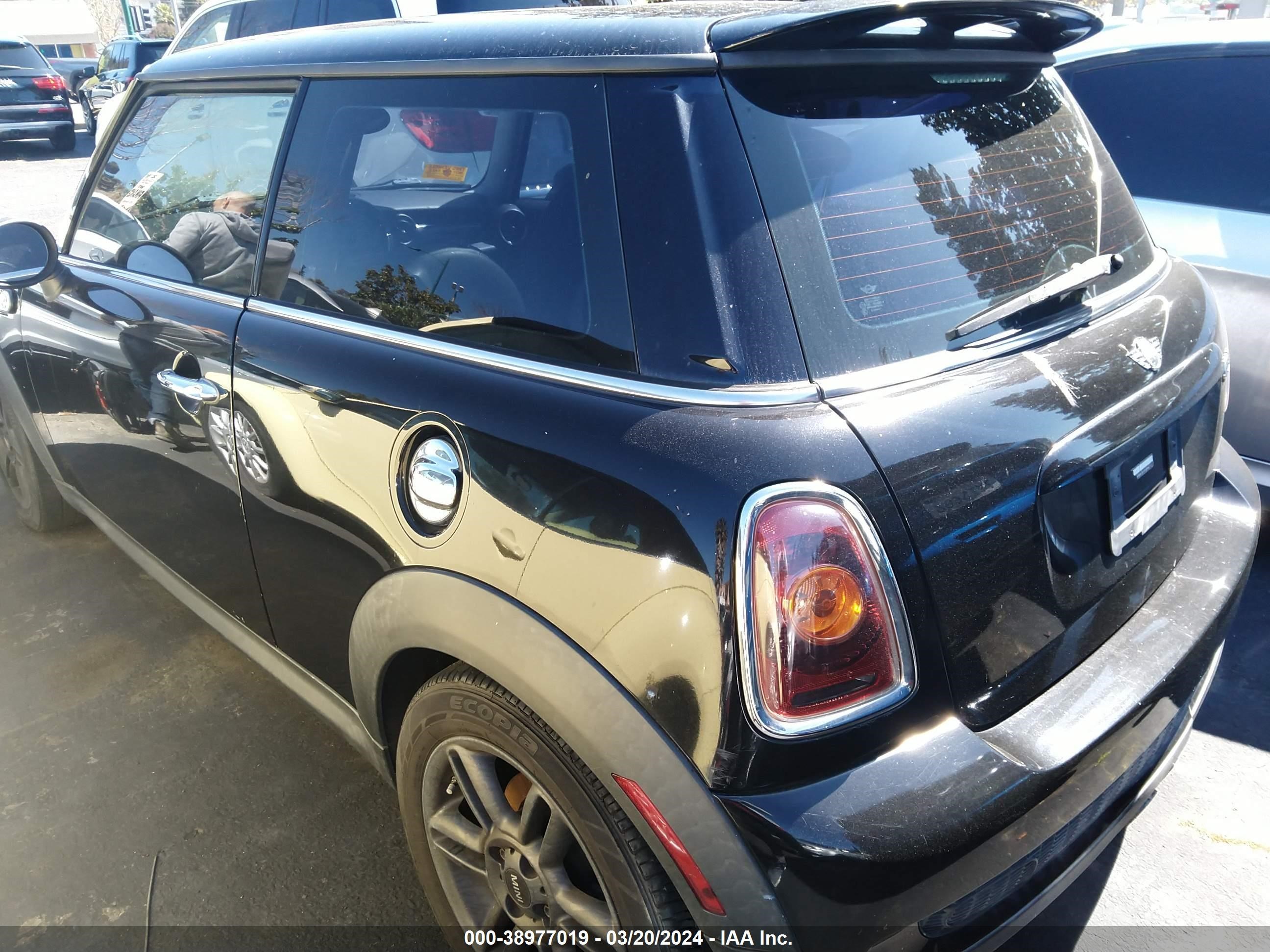 Photo 2 VIN: WMWMF73549TW83944 - MINI COOPER 