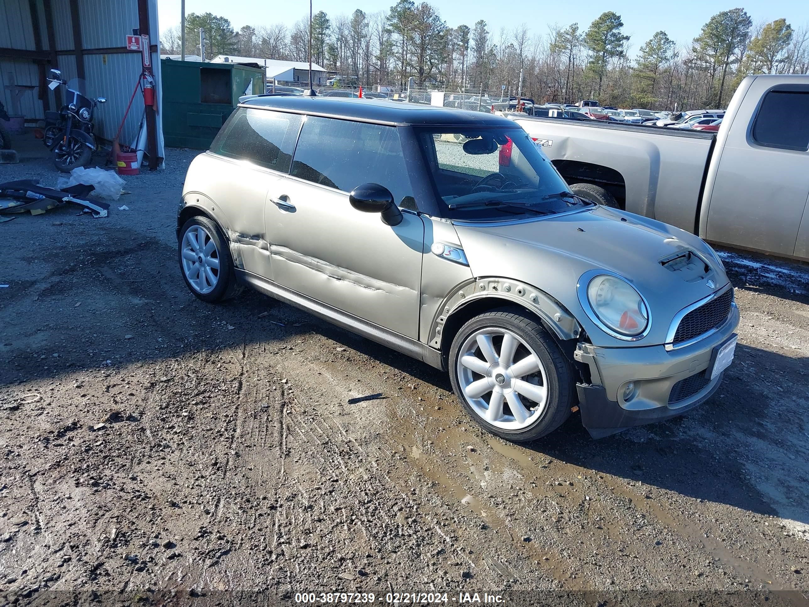 Photo 0 VIN: WMWMF73558TV32769 - MINI COOPER 