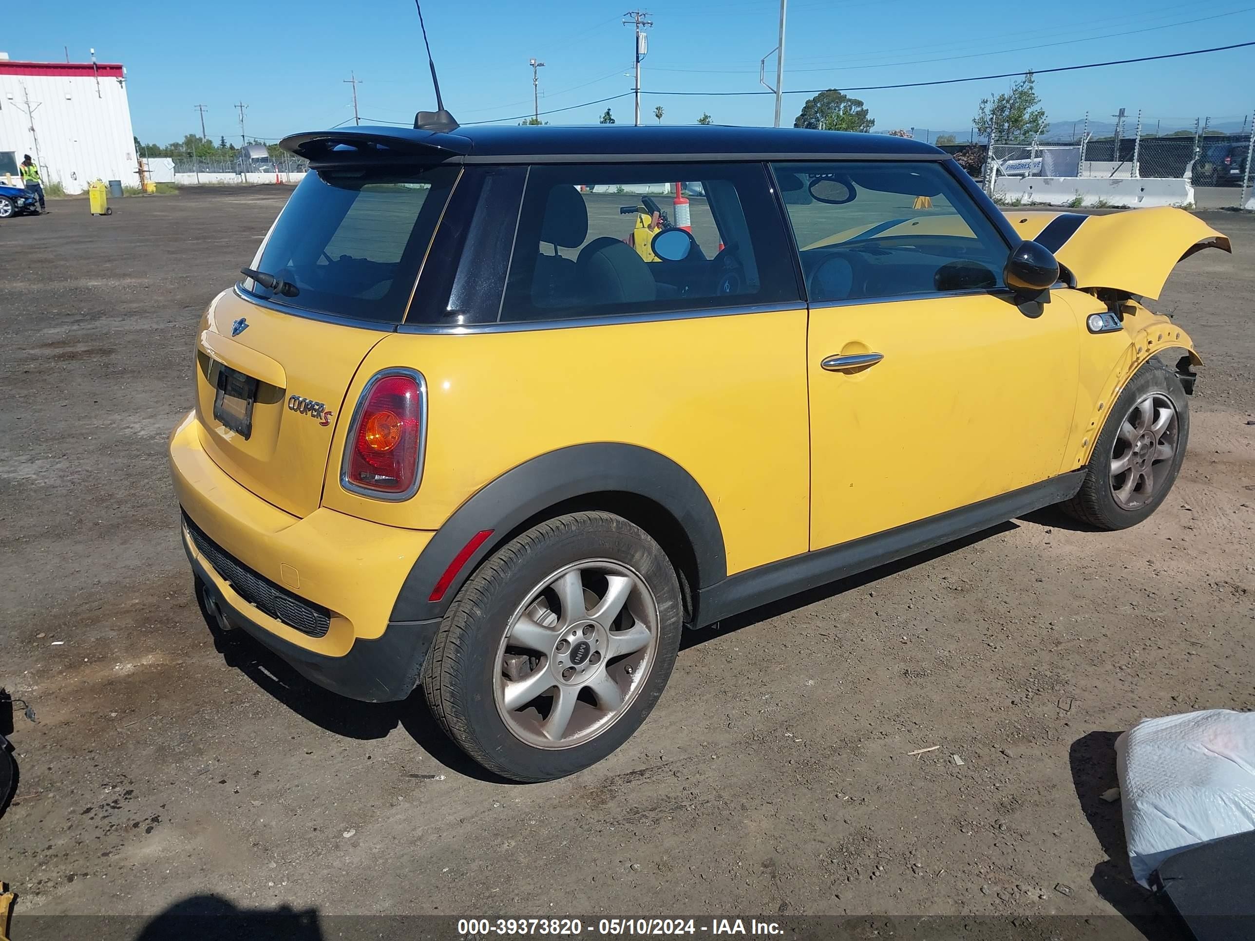 Photo 3 VIN: WMWMF73559TW85816 - MINI COOPER 