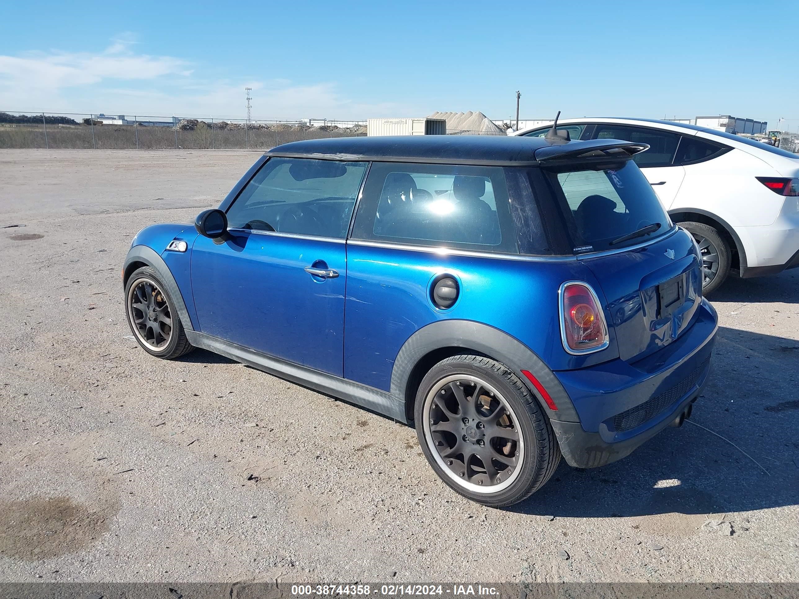 Photo 2 VIN: WMWMF73568TV36264 - MINI COOPER 