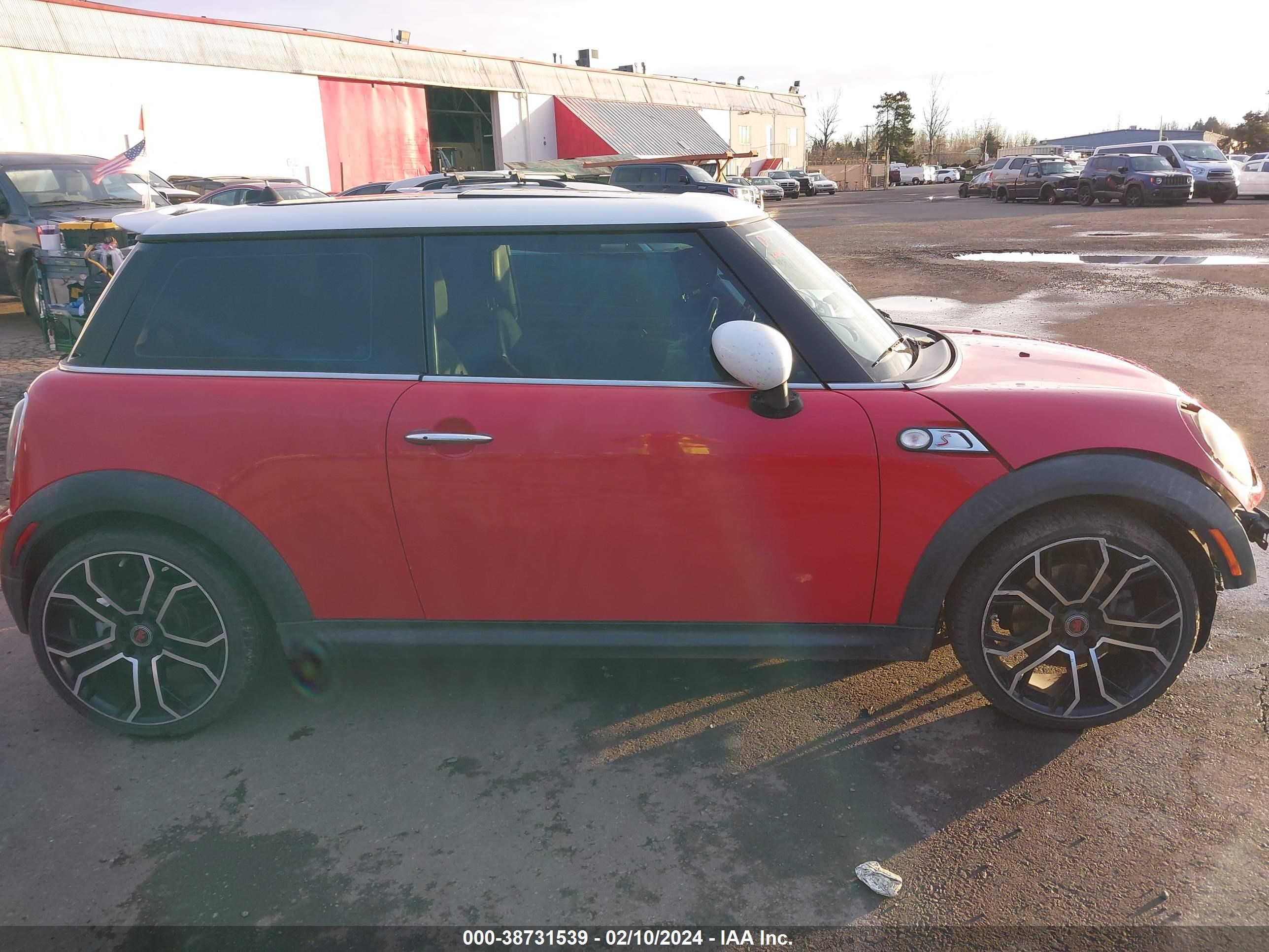 Photo 13 VIN: WMWMF73578TV33194 - MINI COOPER 