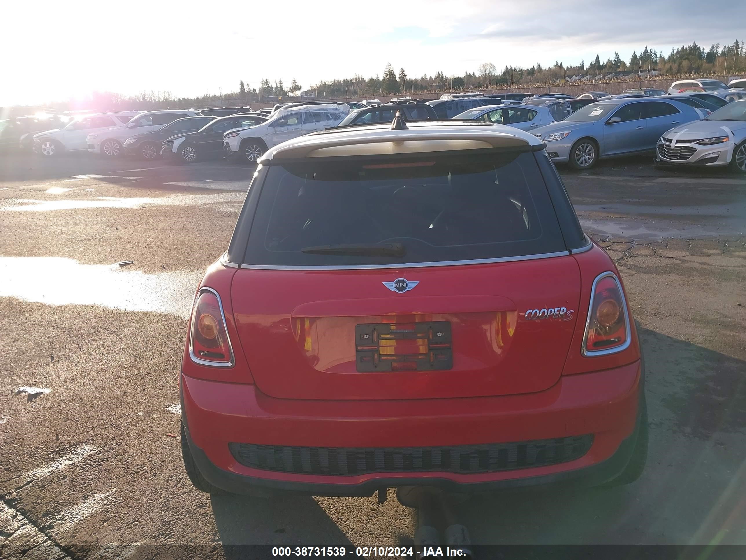 Photo 16 VIN: WMWMF73578TV33194 - MINI COOPER 