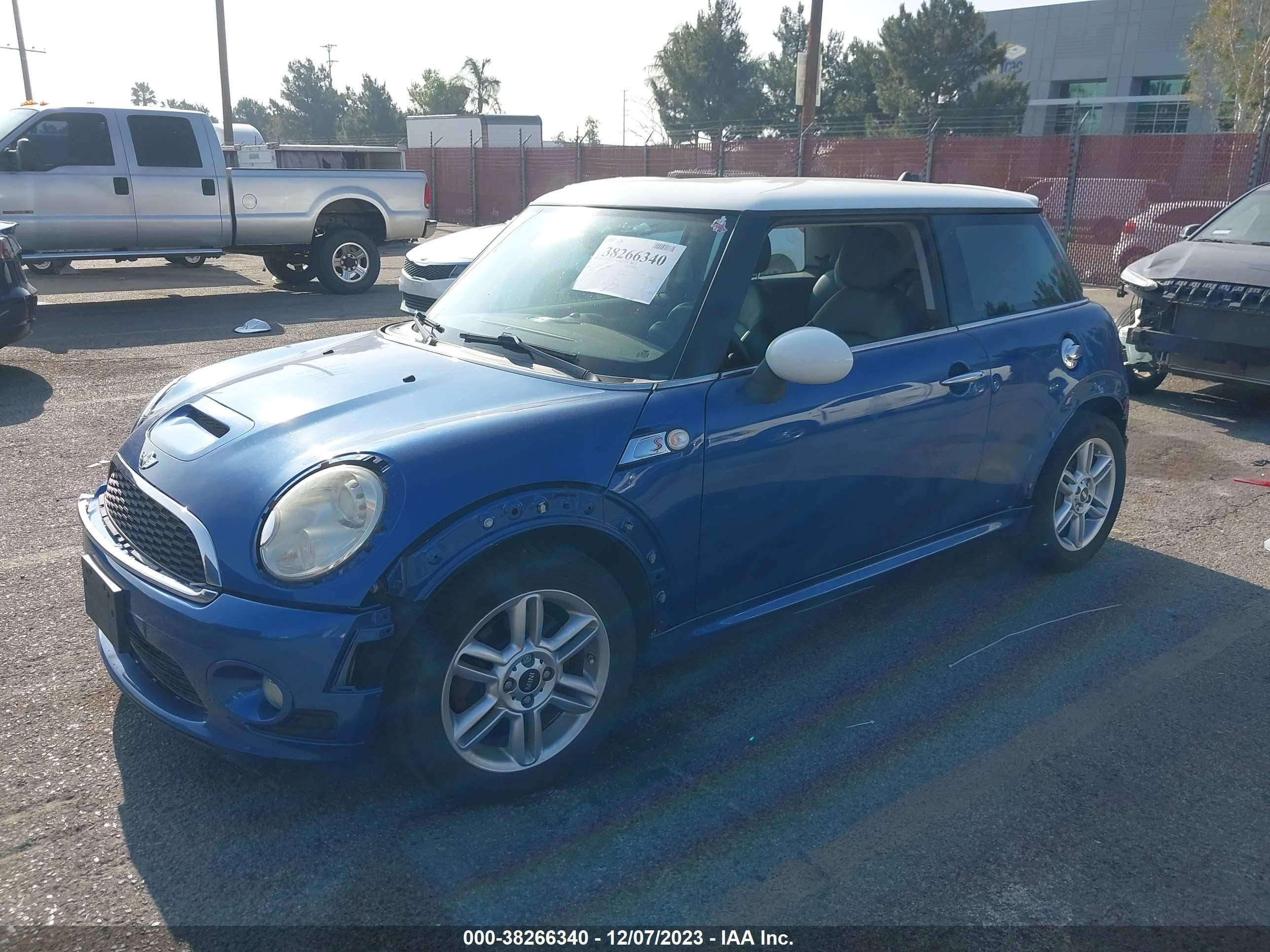 Photo 1 VIN: WMWMF73579TW80181 - MINI COOPER 