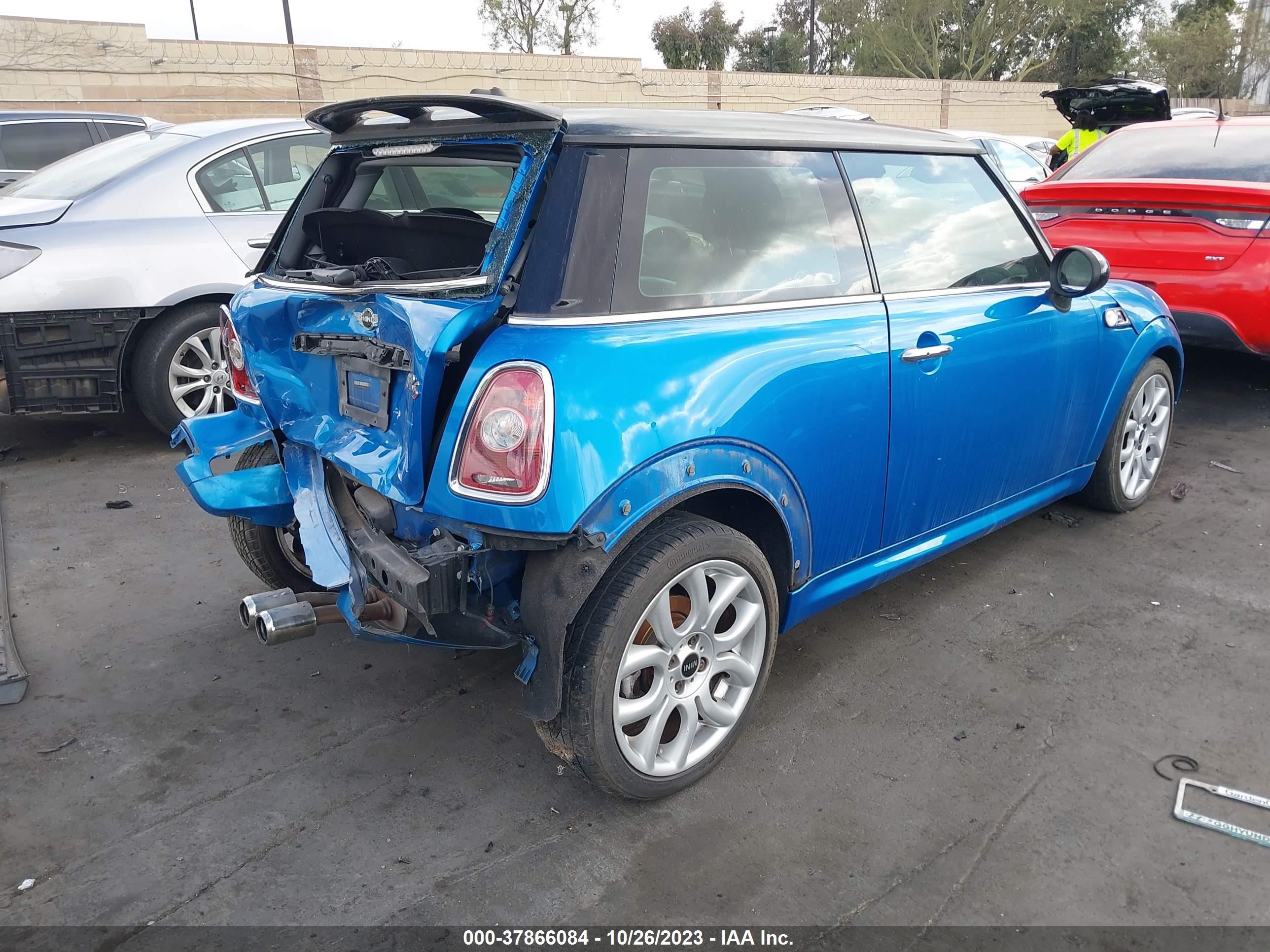 Photo 3 VIN: WMWMF73579TW85428 - MINI COOPER 