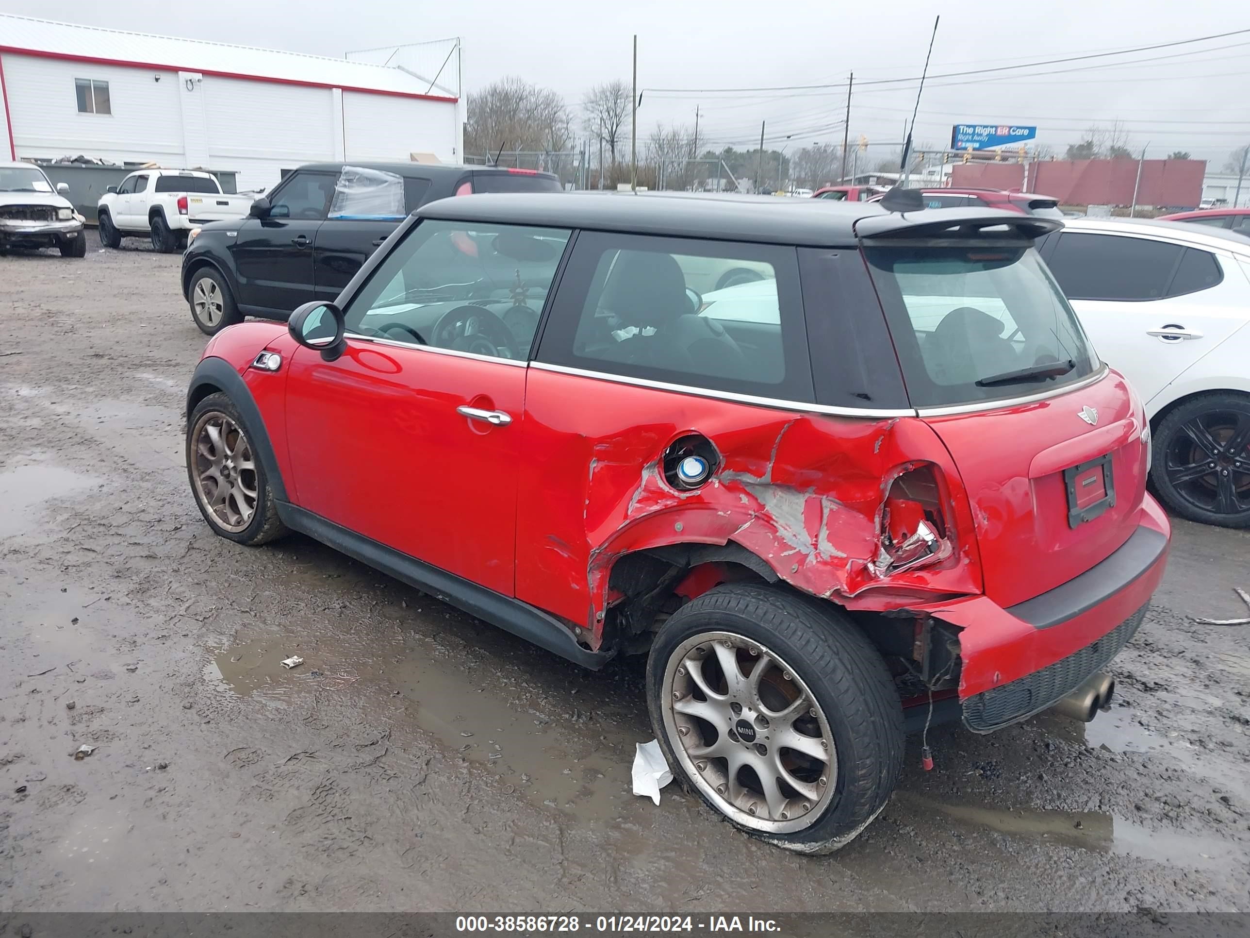 Photo 2 VIN: WMWMF73587TL88407 - MINI COOPER 