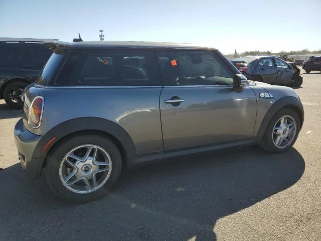 Photo 2 VIN: WMWMF73589TW82358 - MINI COOPER S 