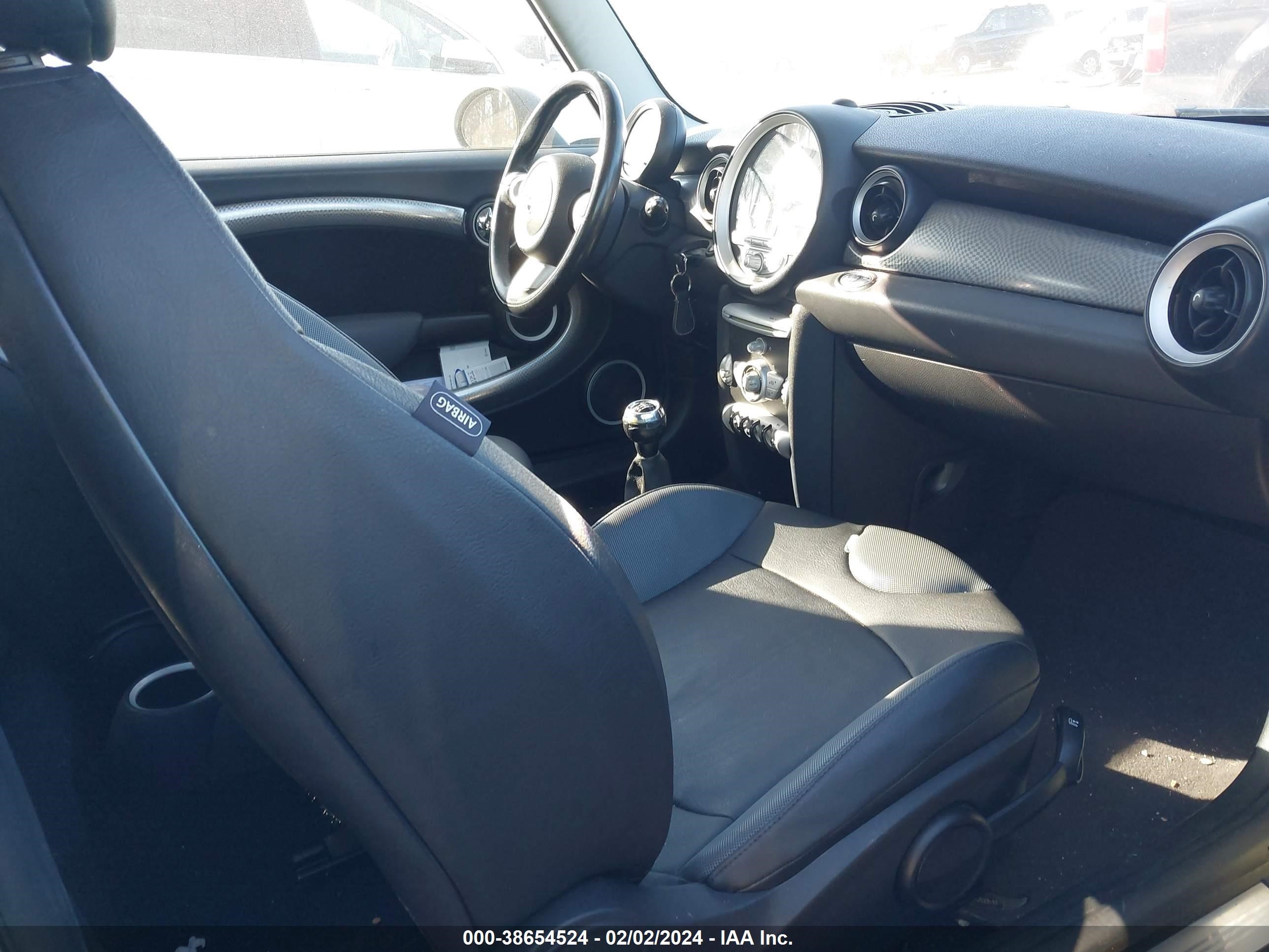 Photo 4 VIN: WMWMF73597TL85094 - MINI COOPER 