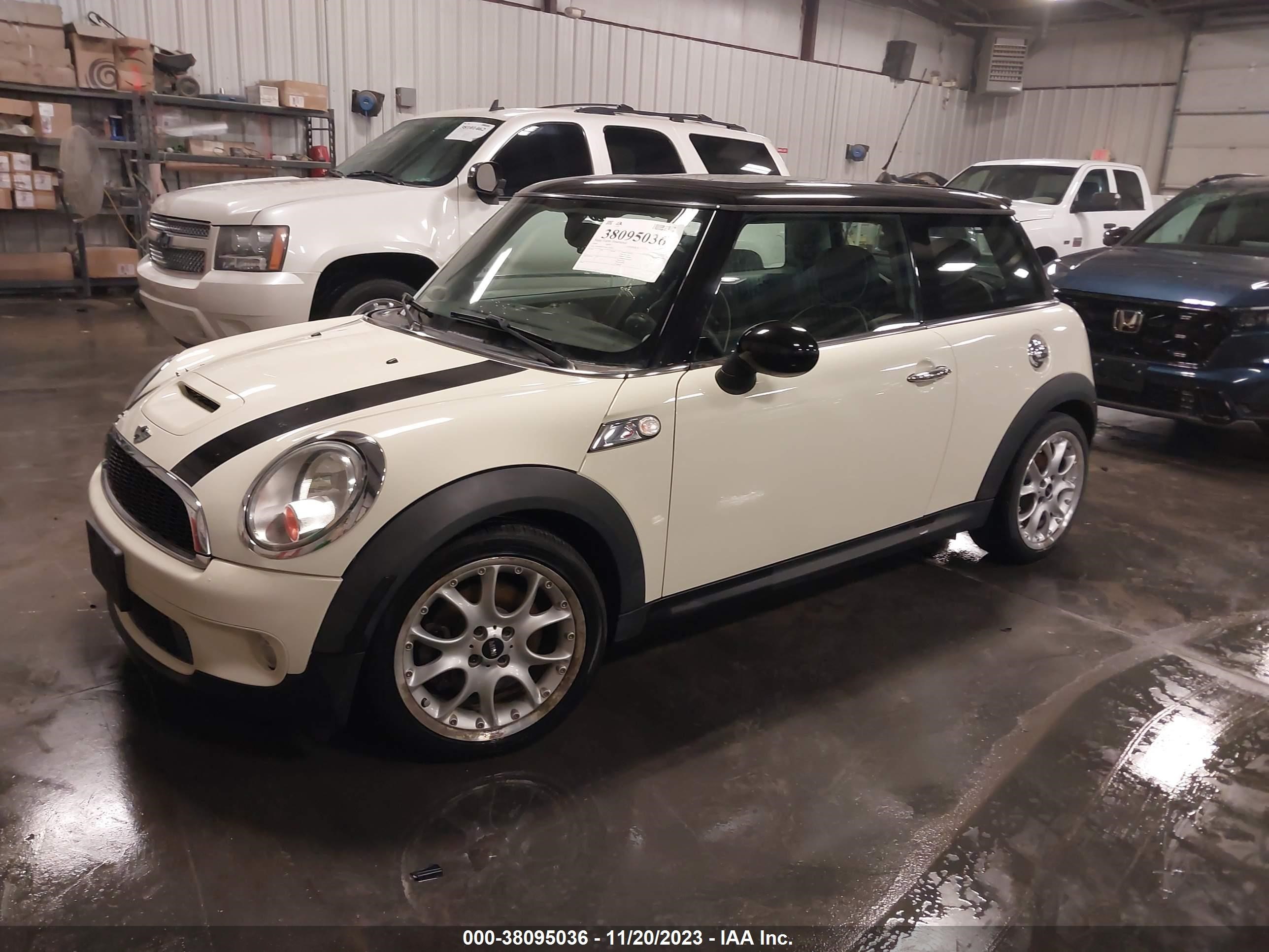 Photo 1 VIN: WMWMF73598TT91432 - MINI COOPER 