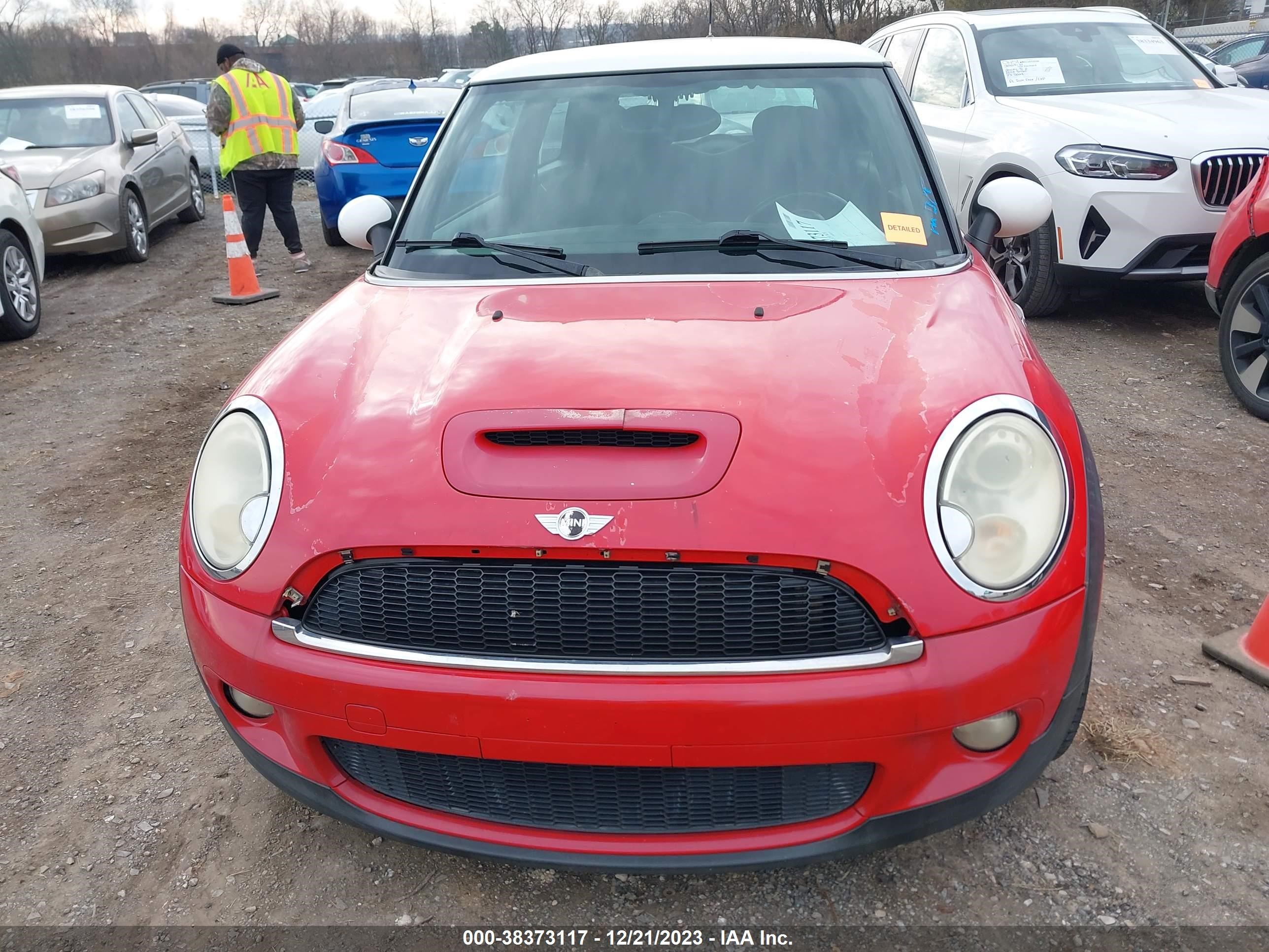 Photo 5 VIN: WMWMF735X7TL90238 - MINI COOPER 