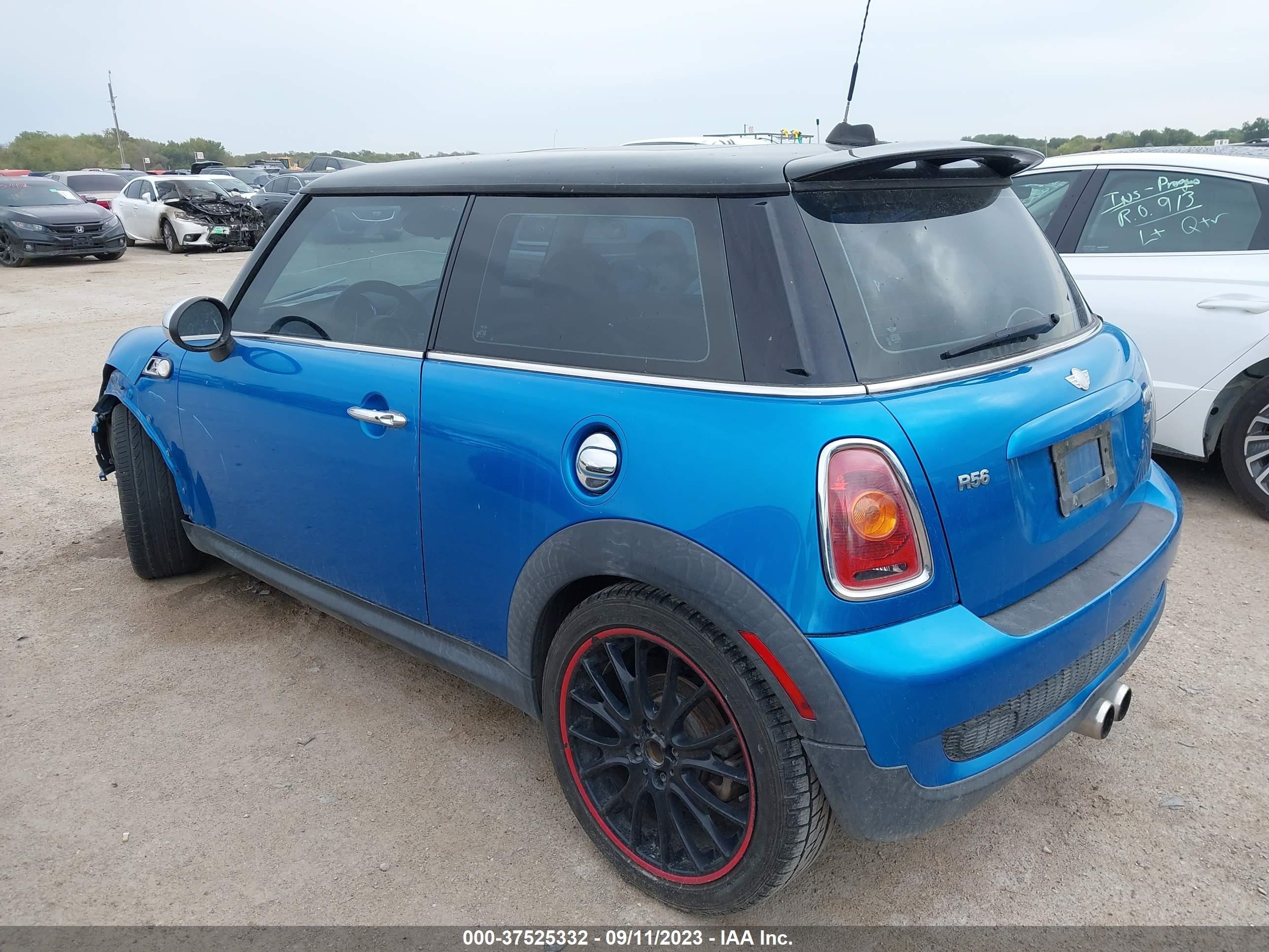 Photo 2 VIN: WMWMF735X7TT82060 - MINI HARD TOP 