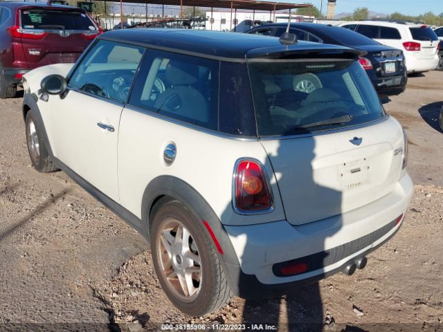 Photo 2 VIN: WMWMF7C51ATW88636 - MINI COOPER S 