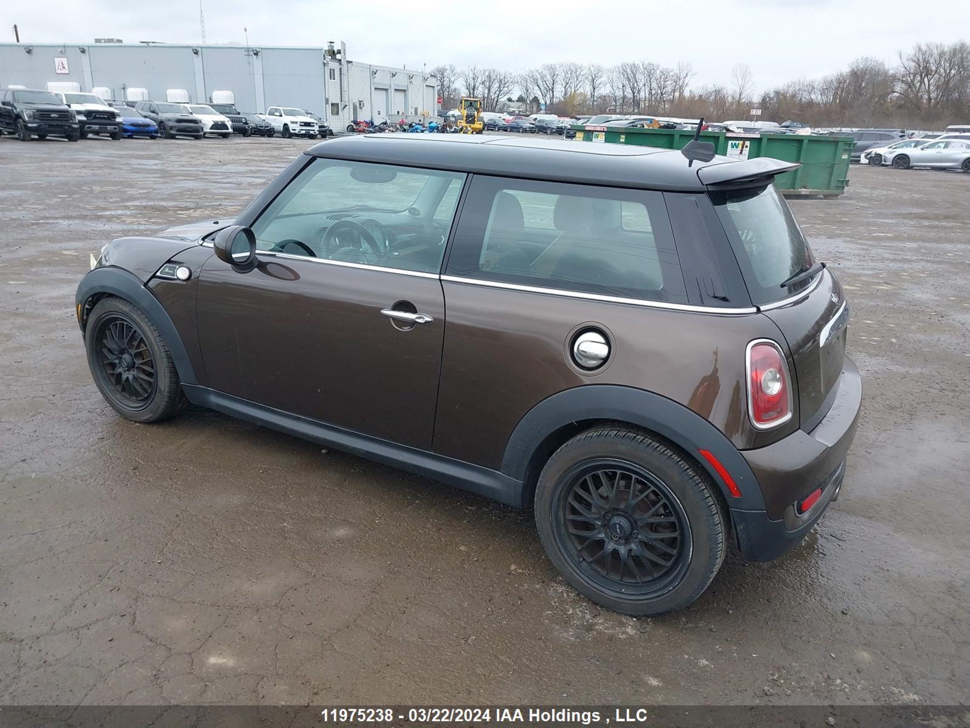 Photo 2 VIN: WMWMF7C51ATZ74244 - MINI COOPER 