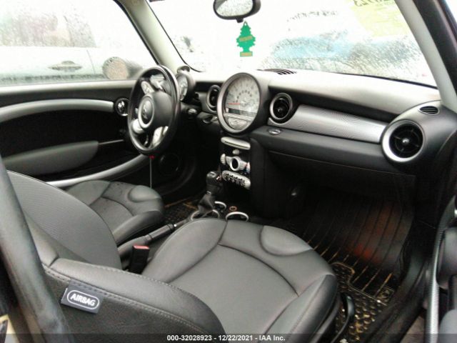 Photo 4 VIN: WMWMF7C51ATZ74261 - MINI COOPER HARDTOP 