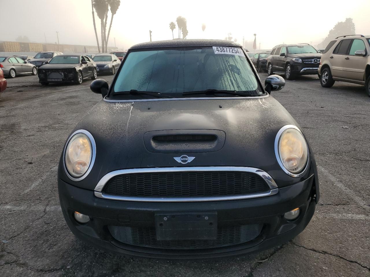 Photo 4 VIN: WMWMF7C53ATZ74438 - MINI COOPER 