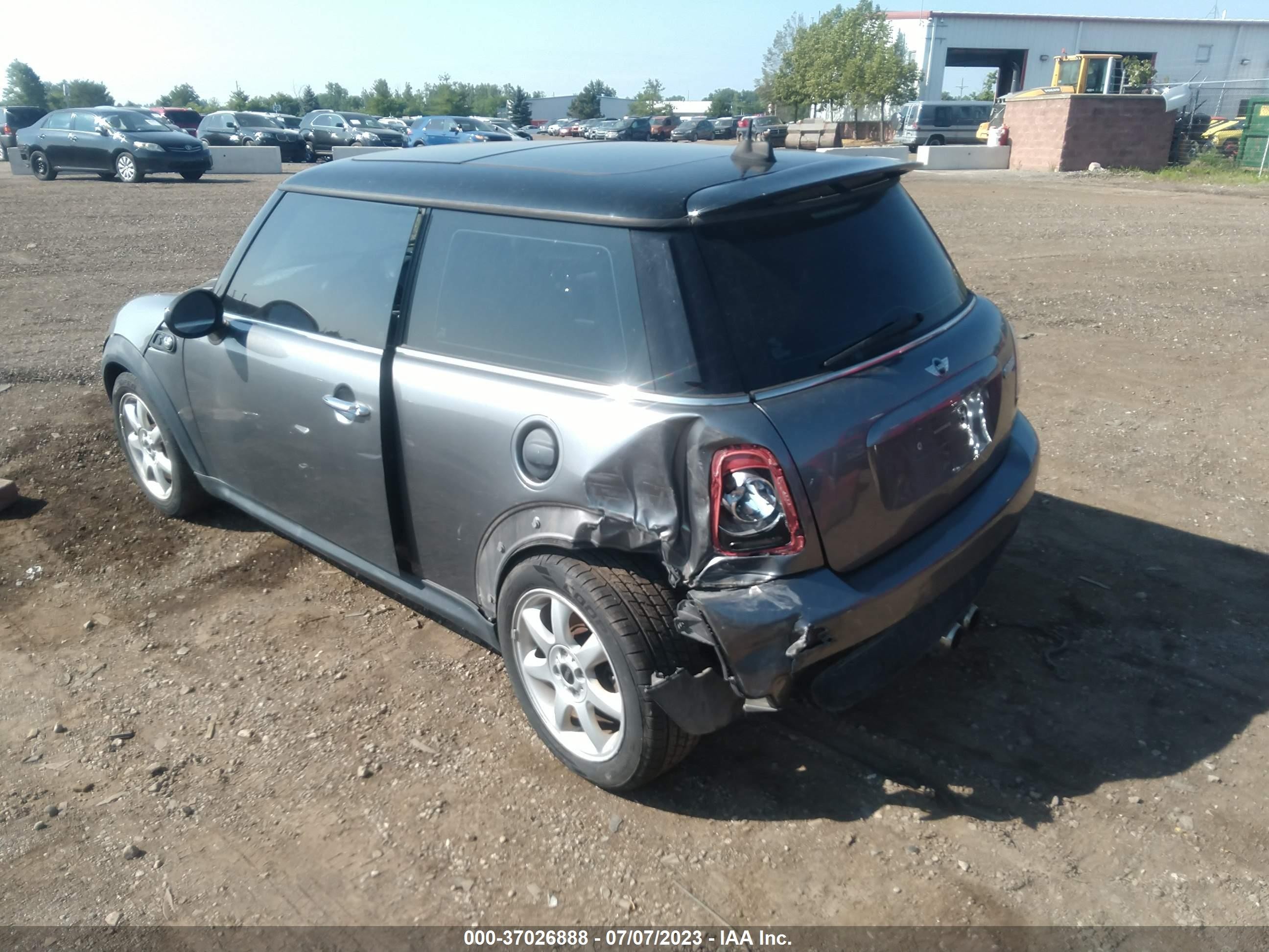 Photo 2 VIN: WMWMF7C54ATZ69149 - MINI HARD TOP 