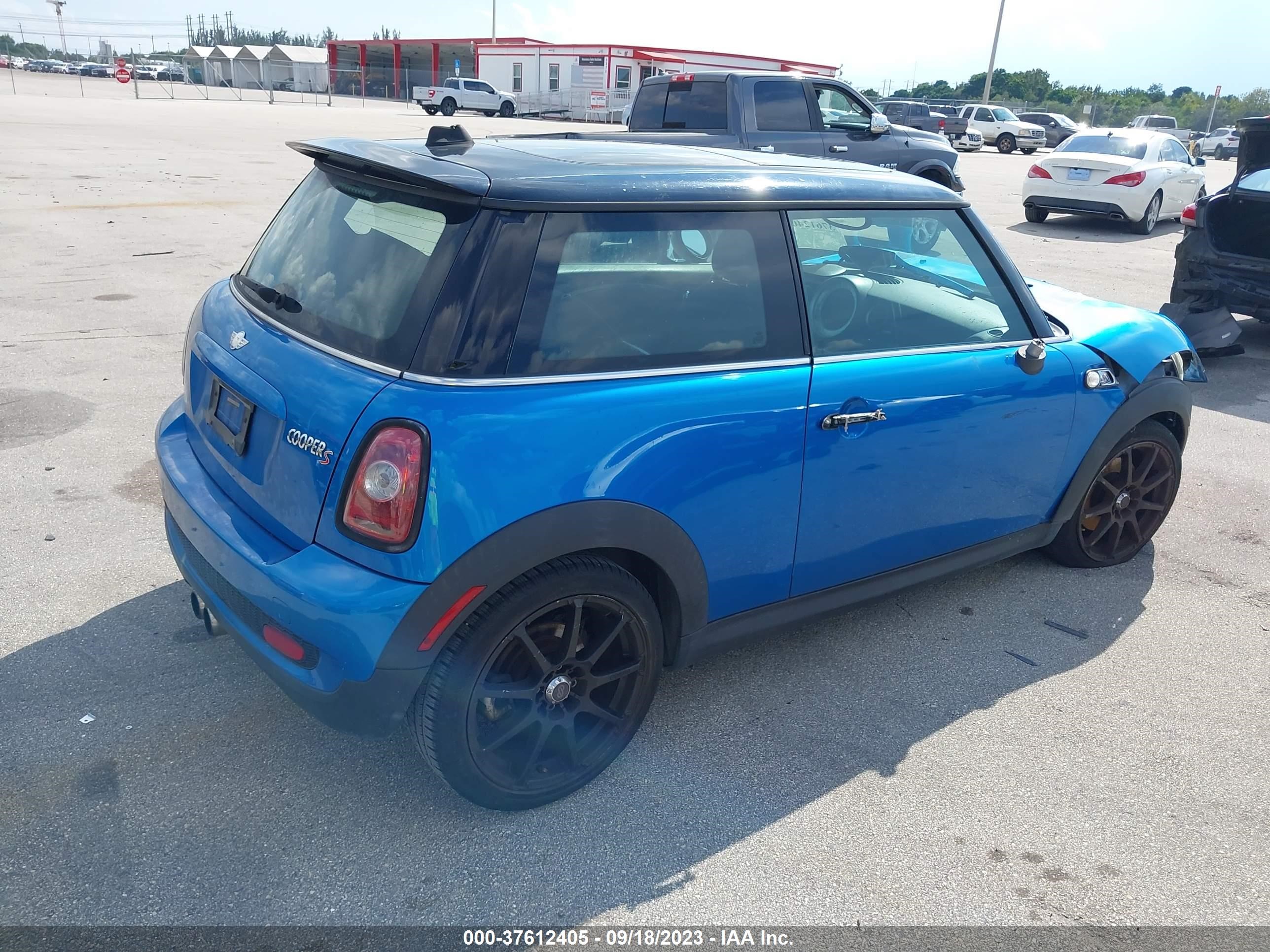 Photo 3 VIN: WMWMF7C56ATZ34600 - MINI HARD TOP 