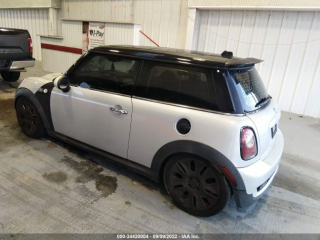 Photo 2 VIN: WMWMF7C58ATX41722 - MINI COOPER HARDTOP 