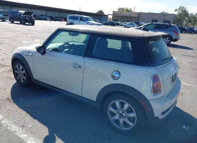 Photo 2 VIN: WMWMF7C59ATX44838 - MINI COOPER 