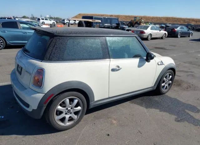 Photo 3 VIN: WMWMF7C59ATX44838 - MINI COOPER 