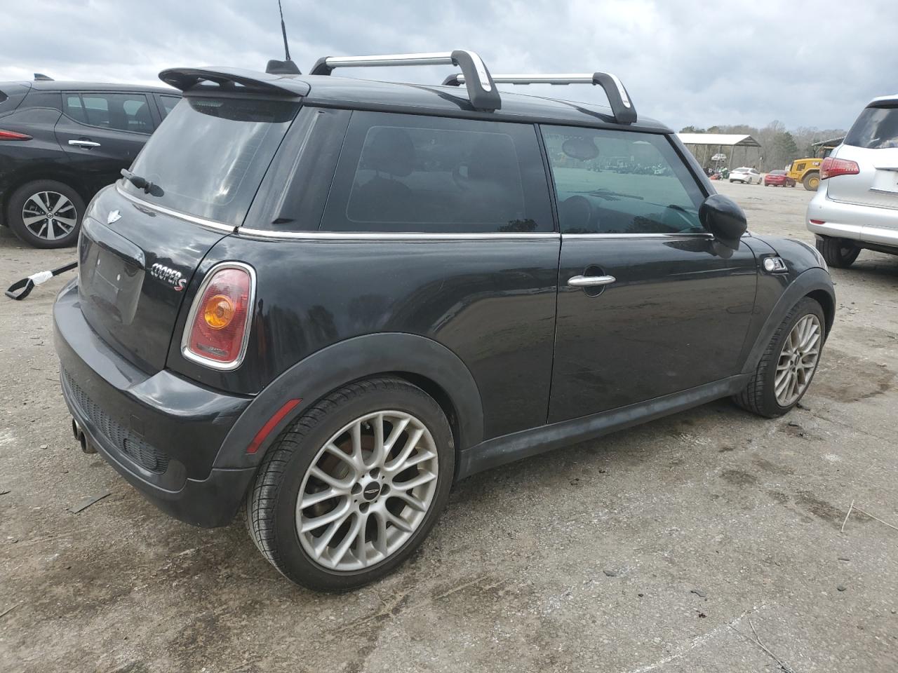 Photo 2 VIN: WMWMF7C5XATX44296 - MINI COOPER 