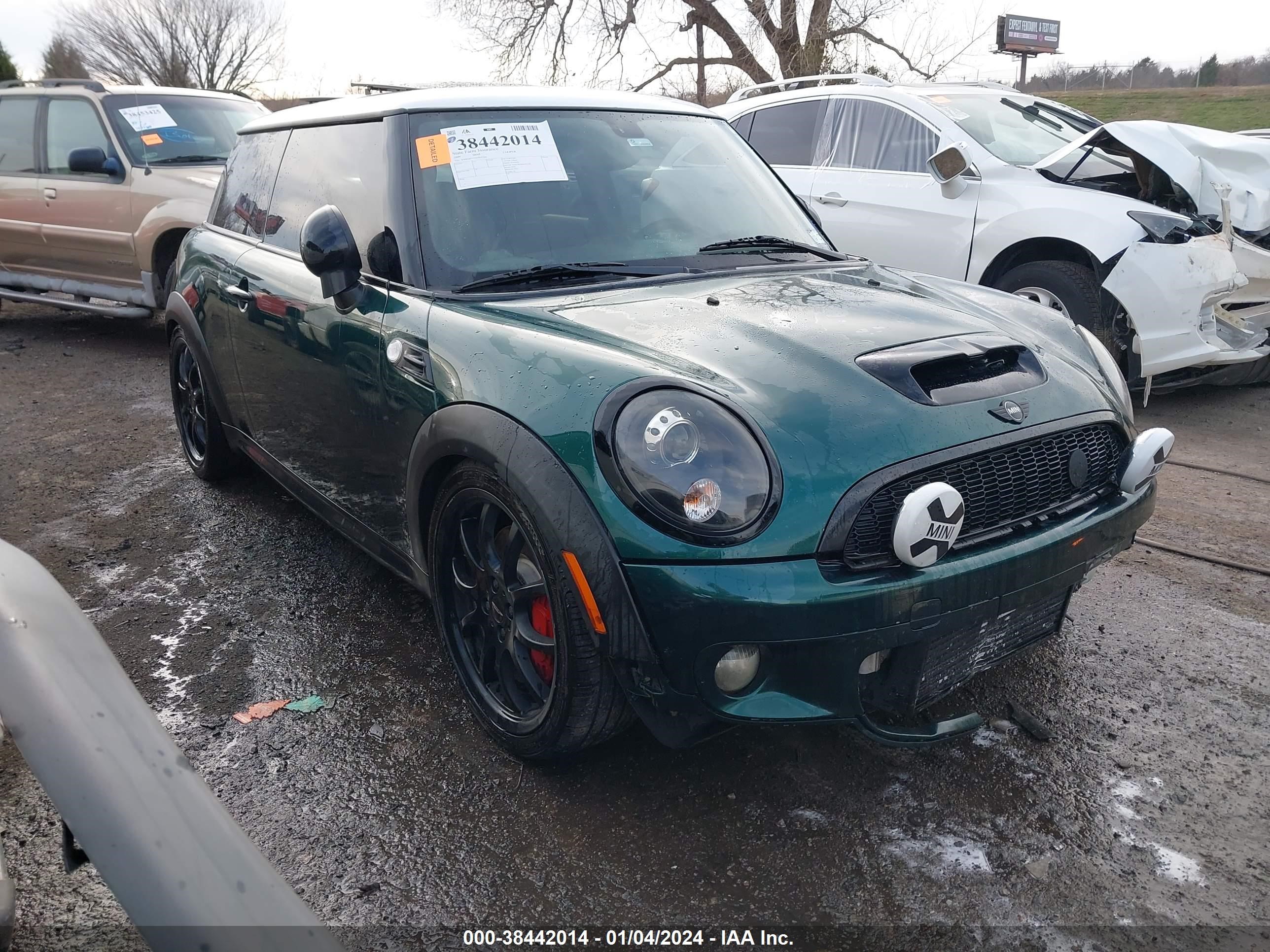 Photo 0 VIN: WMWMF93559TF97184 - MINI COOPER 