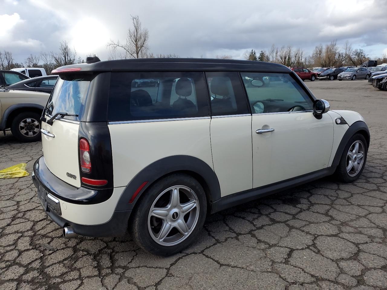 Photo 2 VIN: WMWML33508TJ46035 - MINI COOPER 