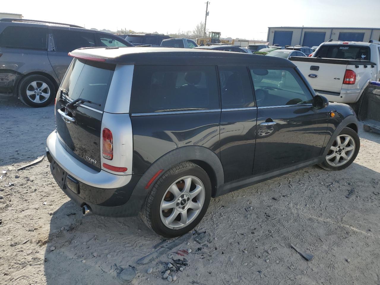 Photo 2 VIN: WMWML33508TP97200 - MINI COOPER CLU 