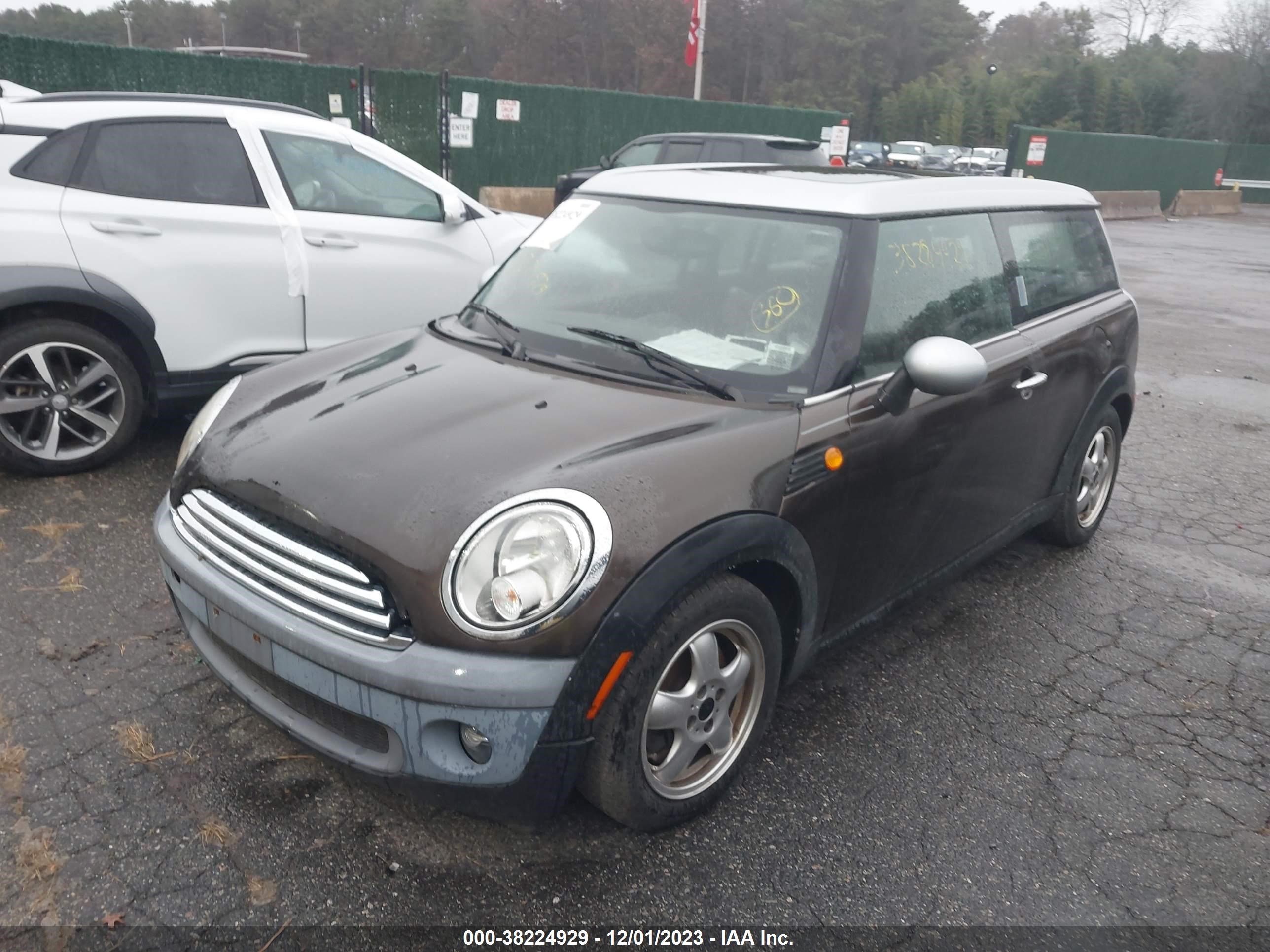 Photo 1 VIN: WMWML33509TN69215 - MINI CLUBMAN 