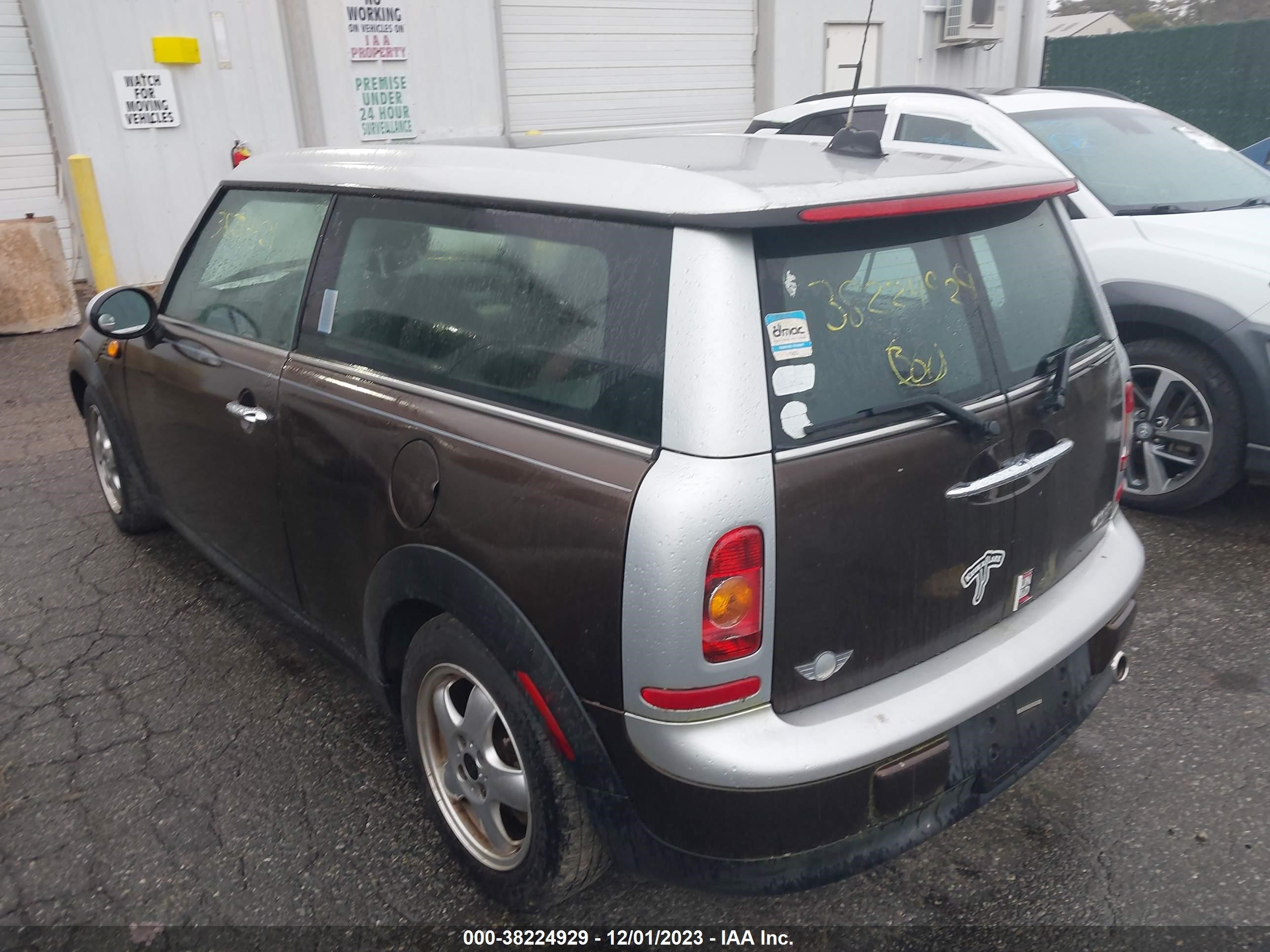 Photo 2 VIN: WMWML33509TN69215 - MINI CLUBMAN 