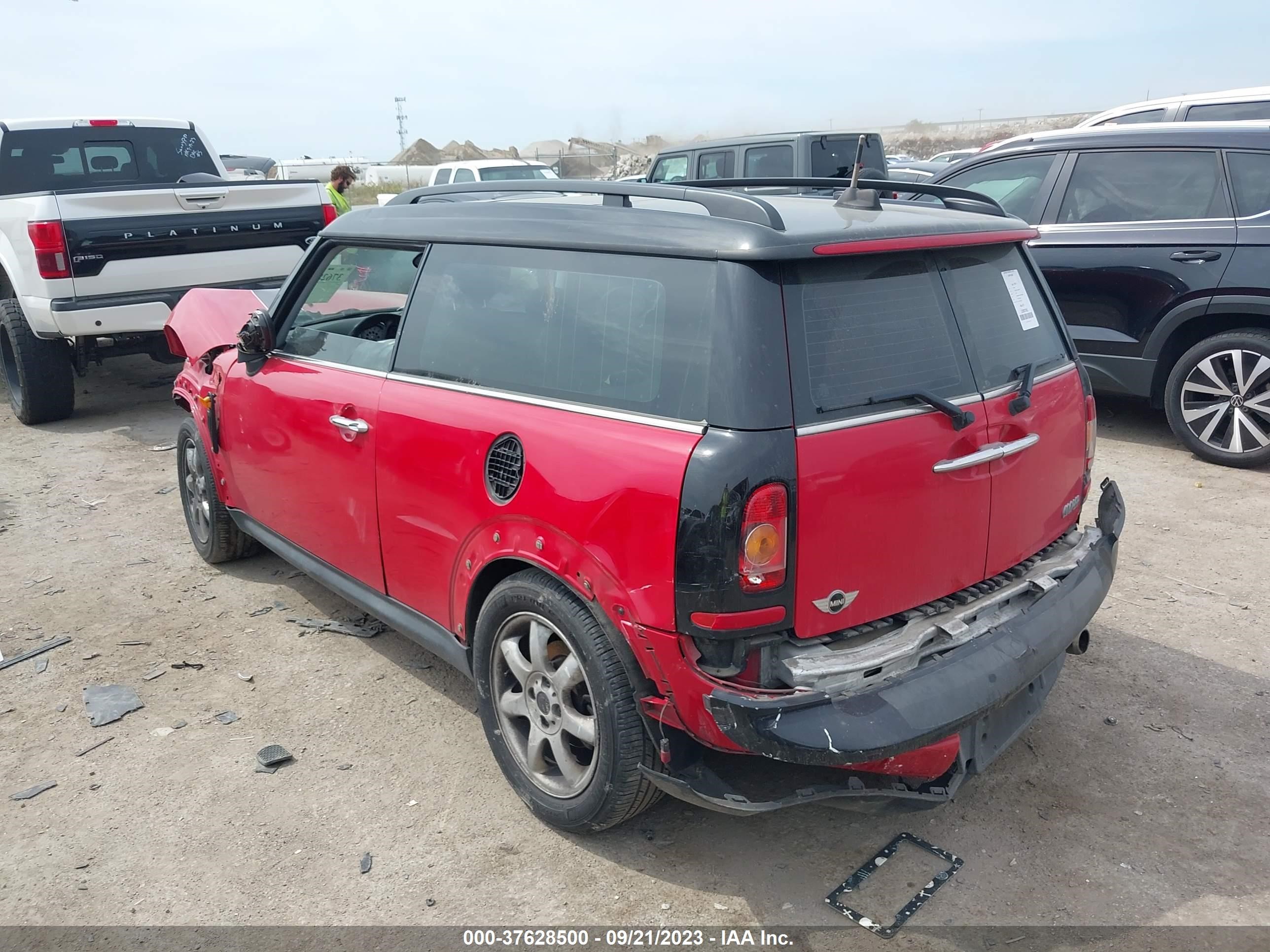 Photo 2 VIN: WMWML33529TX36027 - MINI CLUBMAN 