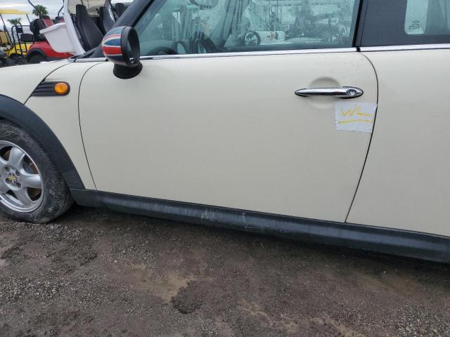 Photo 11 VIN: WMWML33539TX33590 - MINI COOPER CLU 