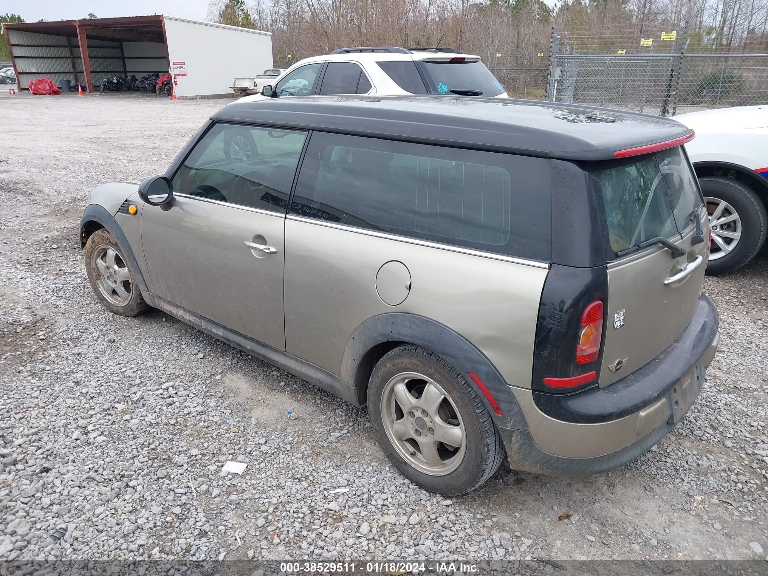 Photo 2 VIN: WMWML33559TX35342 - MINI CLUBMAN 