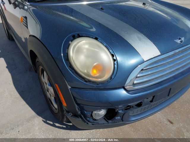 Photo 5 VIN: WMWML3C50APX37178 - MINI COOPER CLUBMAN 