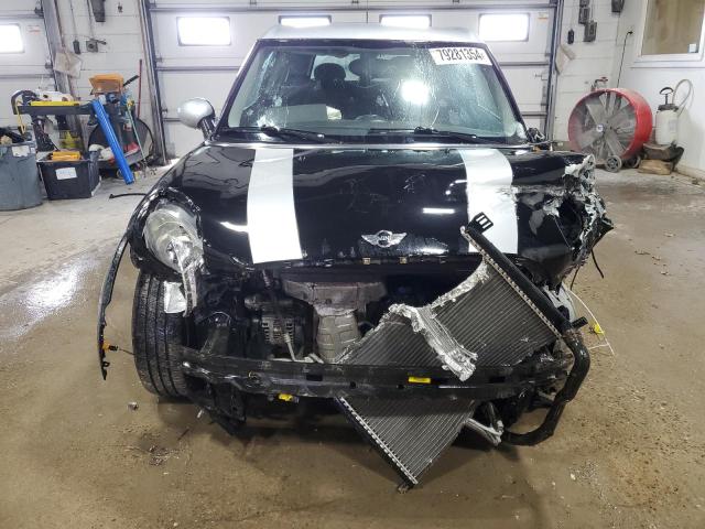 Photo 4 VIN: WMWML3C50ATX38184 - MINI COOPER CLU 