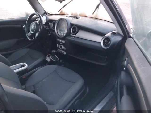 Photo 4 VIN: WMWML3C50ATX38606 - MINI COOPER CLUBMAN 