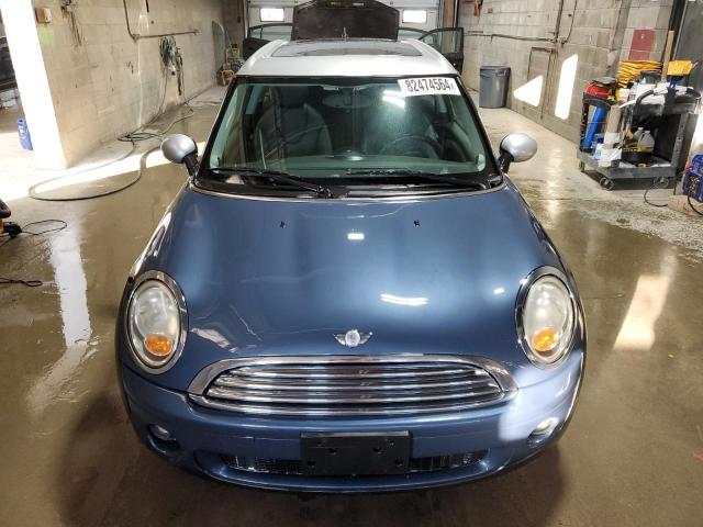 Photo 4 VIN: WMWML3C54ATX37278 - MINI COOPER CLU 