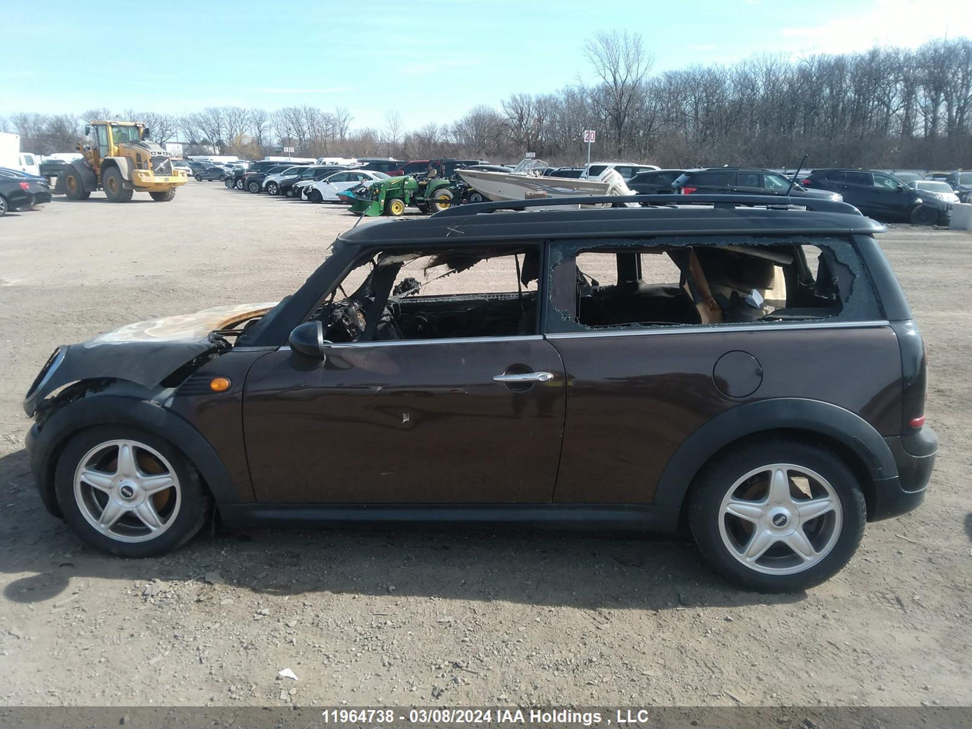 Photo 13 VIN: WMWML3C55ATX37340 - MINI CLUBMAN 